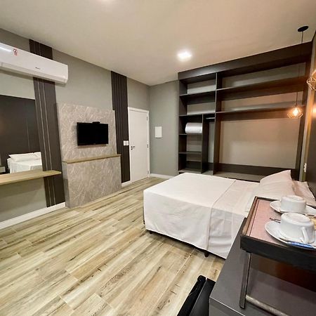 גראמדו Eleganz Suites Exclusive Centro מראה חיצוני תמונה