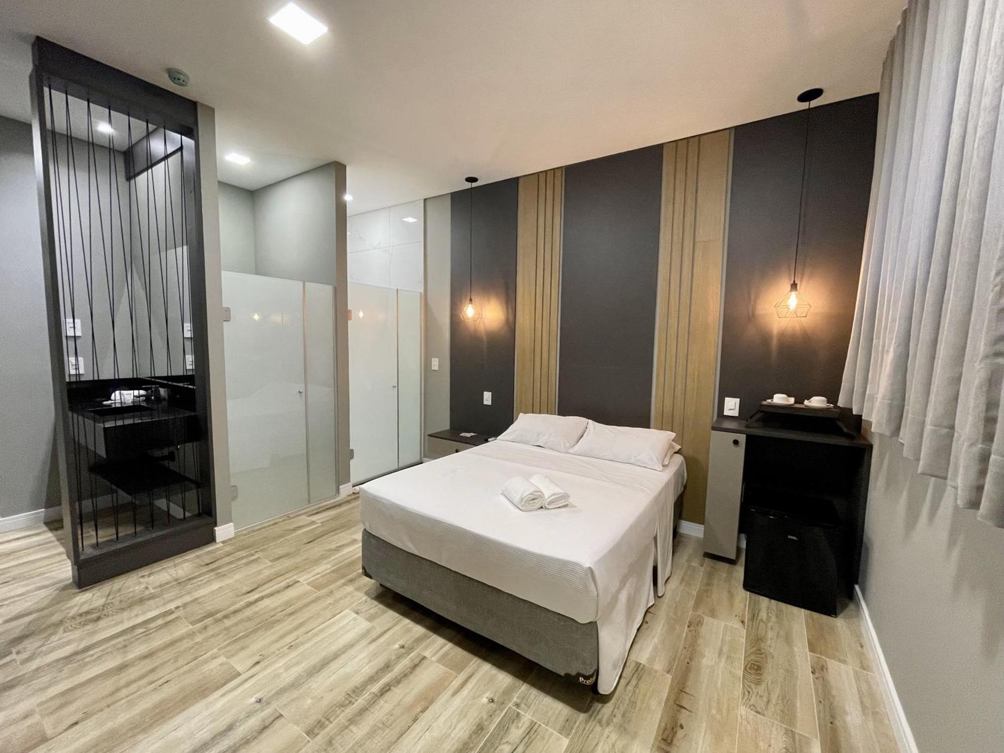 גראמדו Eleganz Suites Exclusive Centro מראה חיצוני תמונה