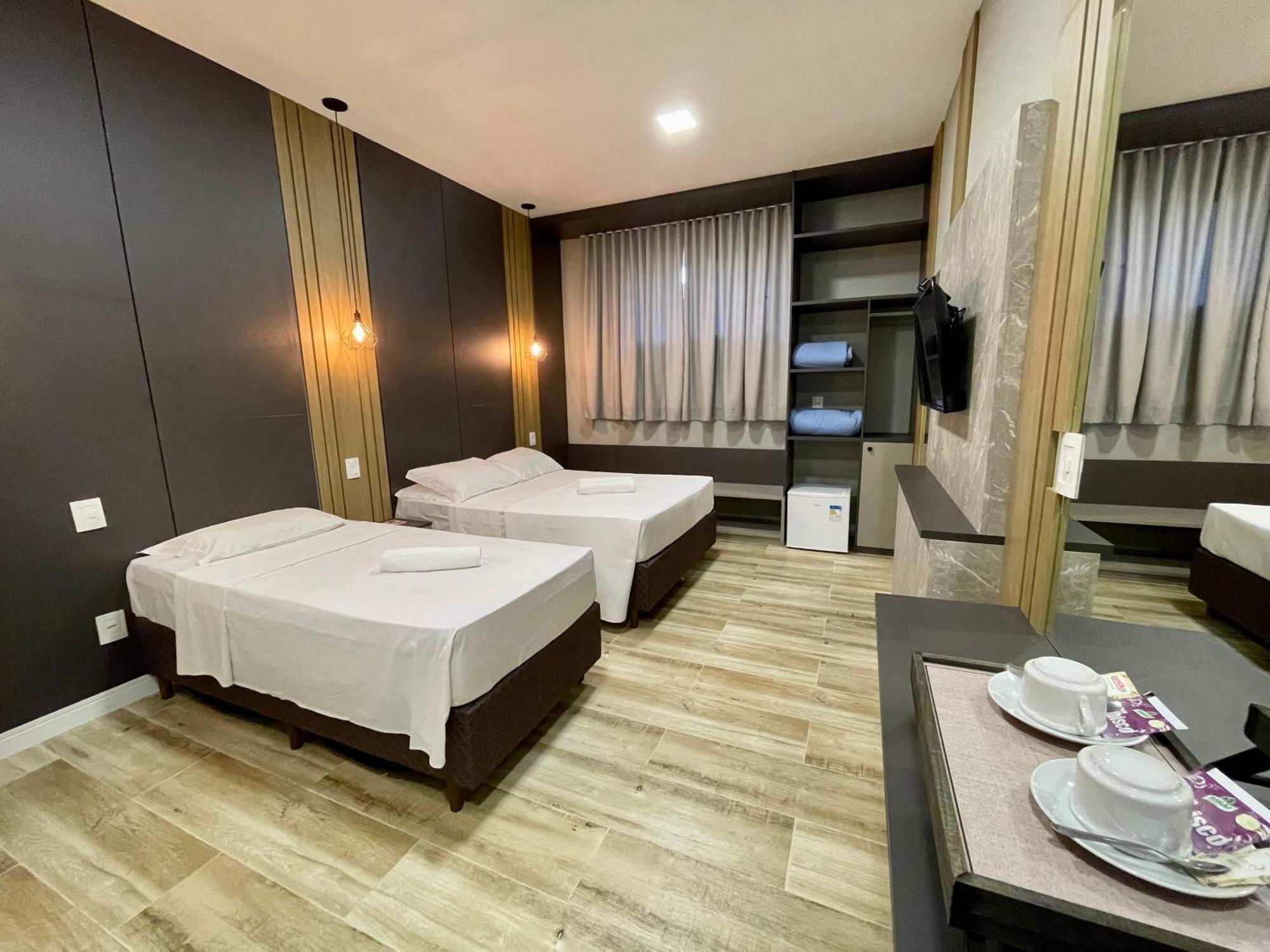גראמדו Eleganz Suites Exclusive Centro מראה חיצוני תמונה